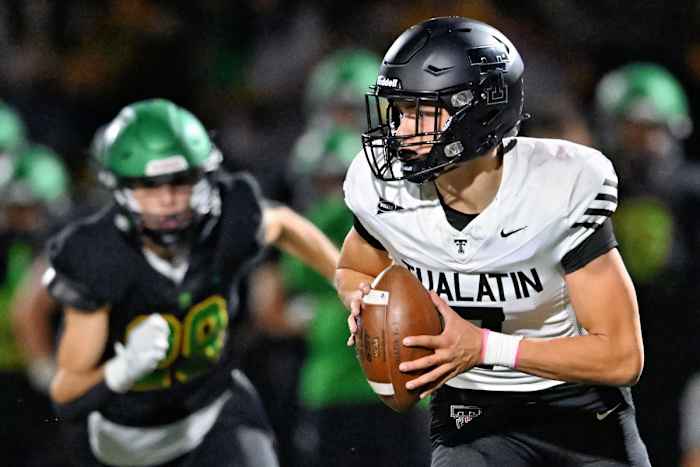 a West Linn Tualatin football Oregon October 5 2023 Leon Neuschwander 58